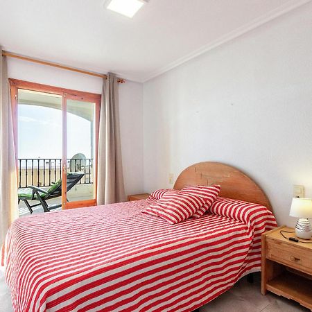 Lovely Apartment In Santa Pola With Kitchenette Exterior photo